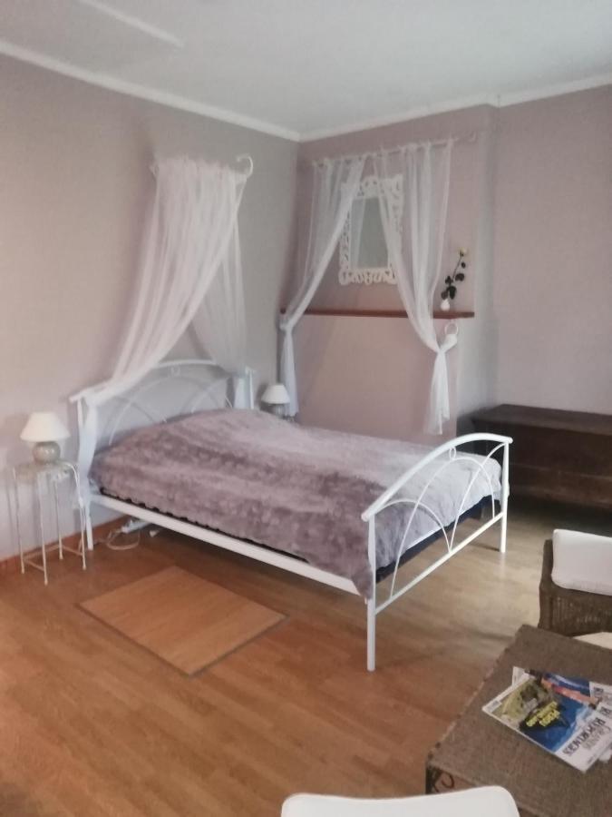 Gite Thauron Exterior foto